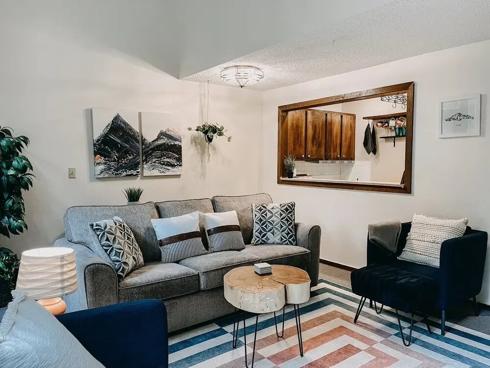 73SW - F/P - W/D - Sleeps 6