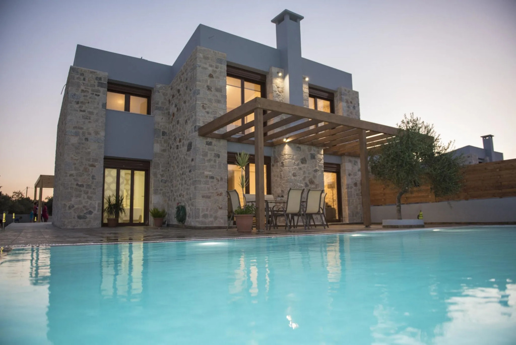 Sperveri Enalio Villas - Heated Pool