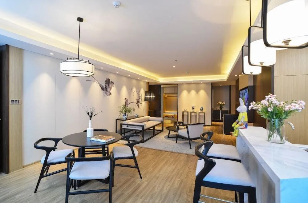 Dajia Hotel