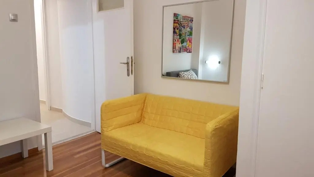 Errathens Yellow Studio