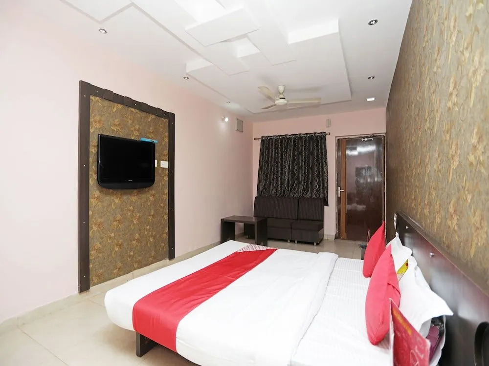 OYO 9132 Hotel Recharge