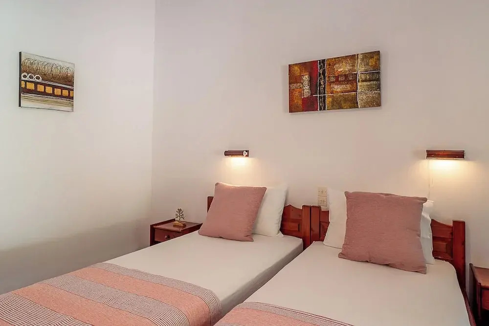 XENOFONTAS APARTMENTs