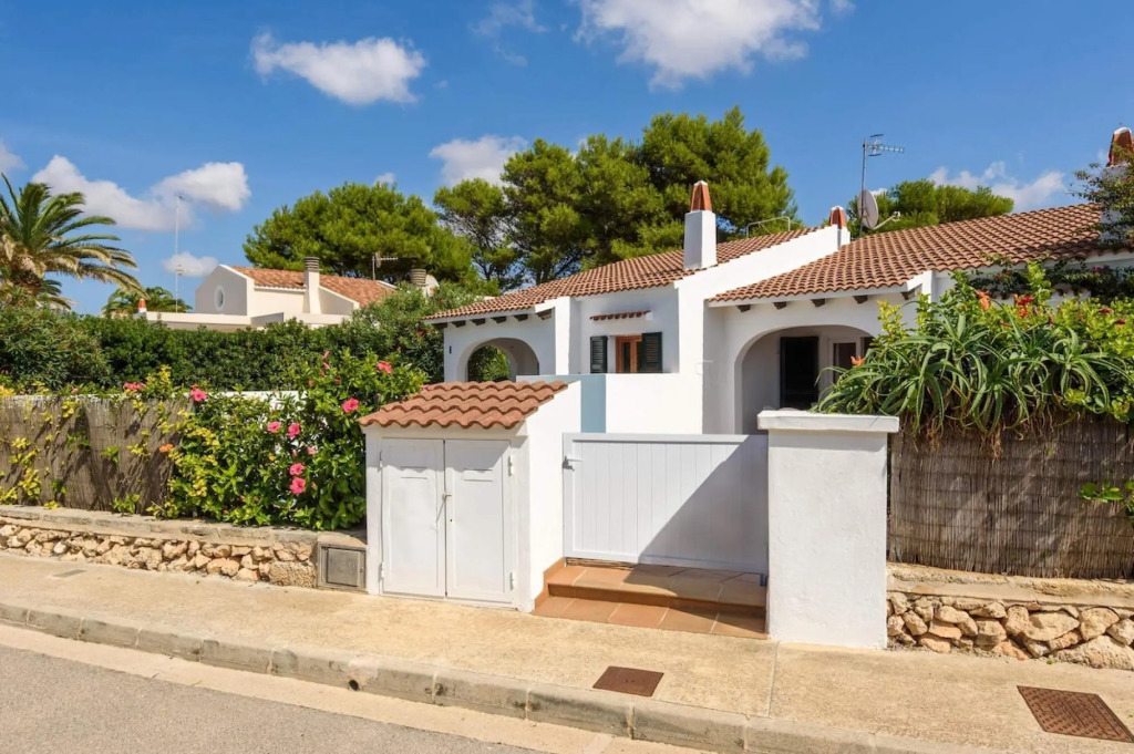 Arena 2 bedroom villa, Cala Blanca