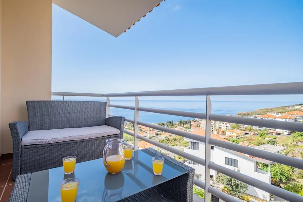 Cani o Vip Lodging by Homie