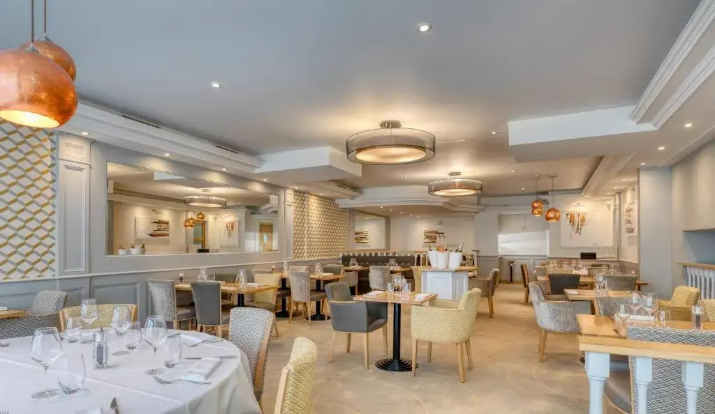 Brit Hotel Les Voyageurs
