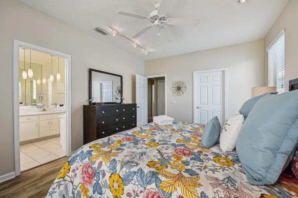 Mystic Marlin by Book That Condo