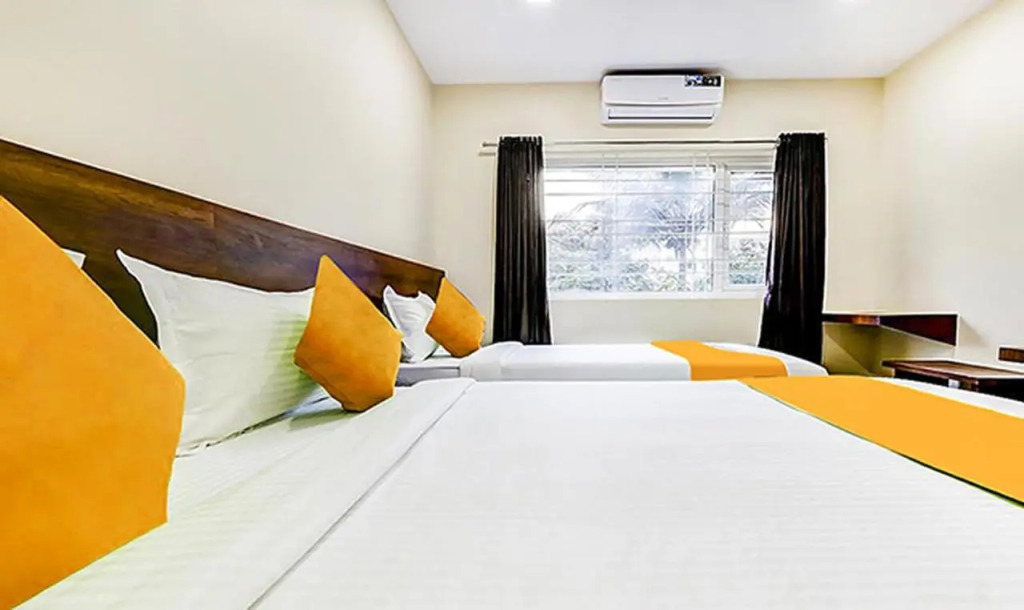 Fabhotel Rove Inn & Suites