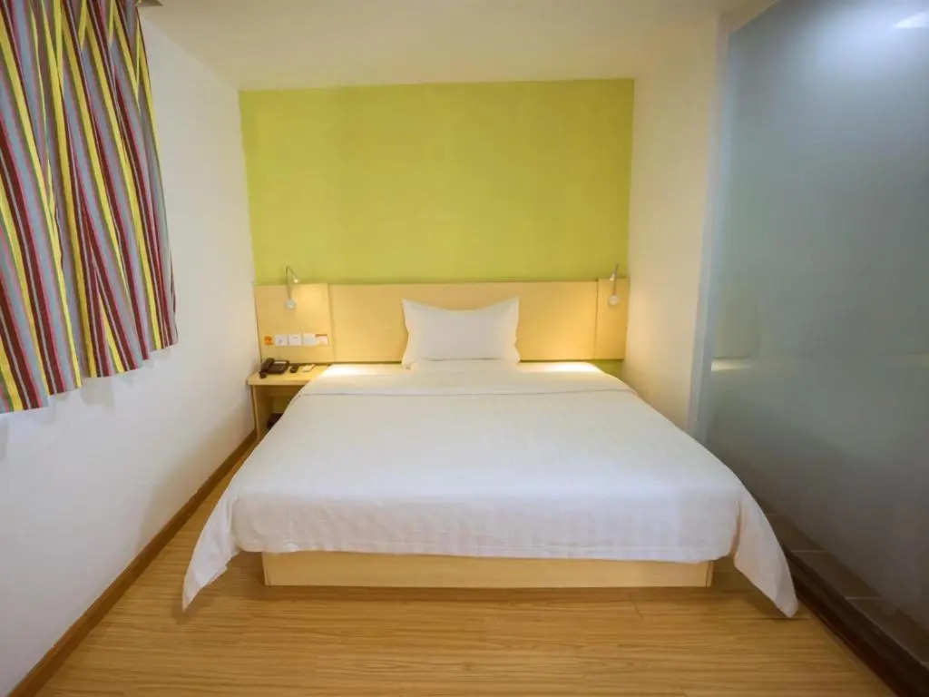 7Days Inn Gaozhou Gaoliang West Road