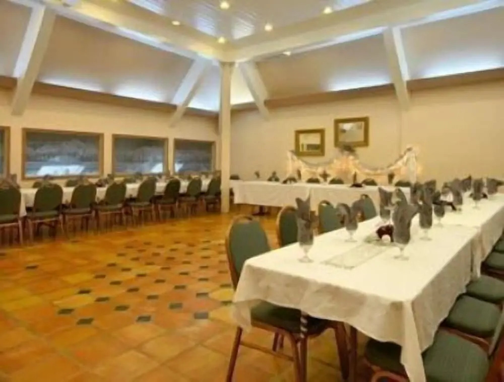 Merced Inn and Suites