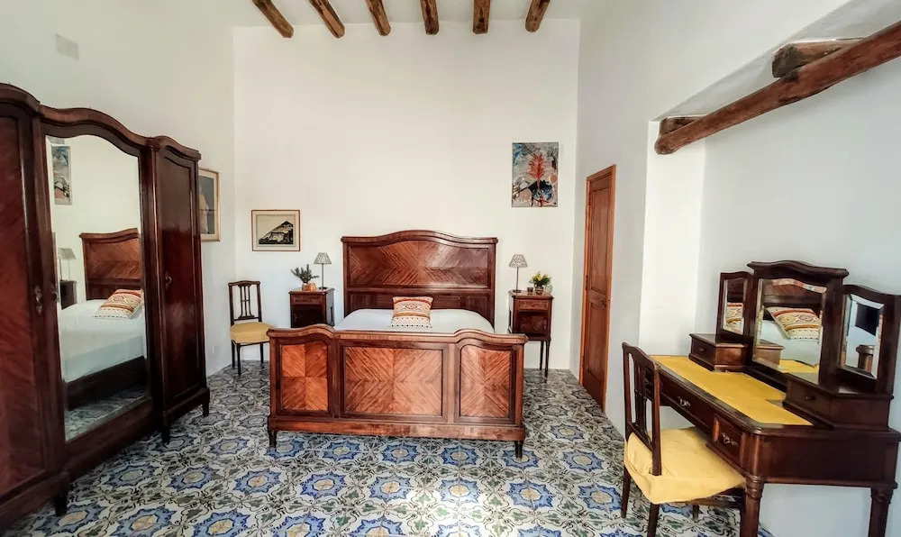 Impeccable 1-bed House in Stromboli