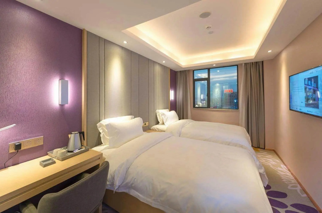 Lavande Hotel Yingde Yingzhou Avenue