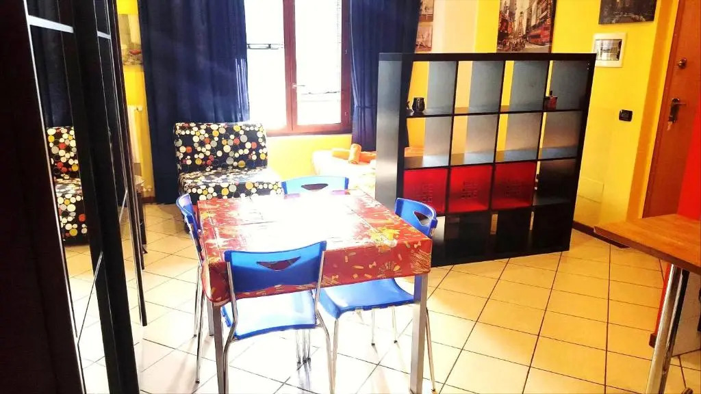 Cozy Suite Rogoredo Apartment next to the metro and train station
