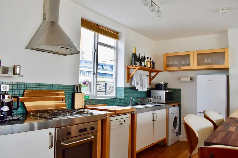Three Bedroom Penthouse in Brighton
