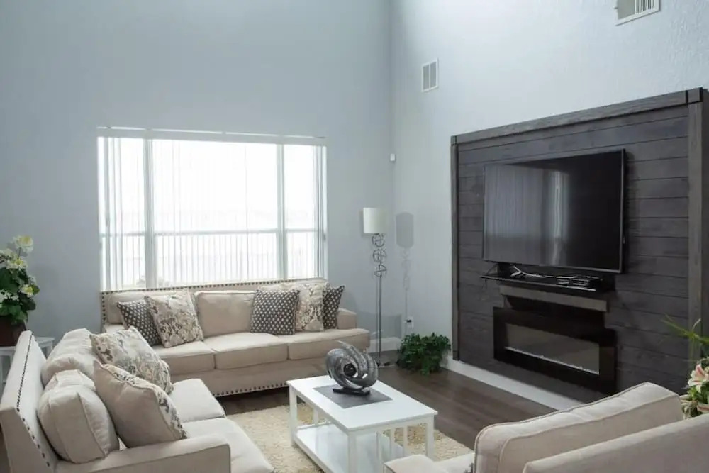 Perfect For Your Family! 4 Bedroom Villa by Redawning