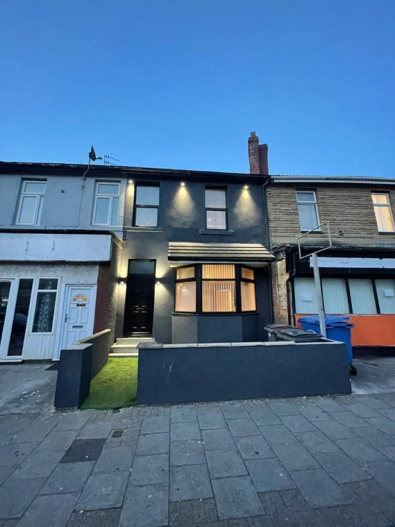 Lovely 2-bed Apartment in Blackpool Secret House
