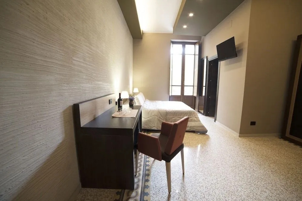 Elda Hotel