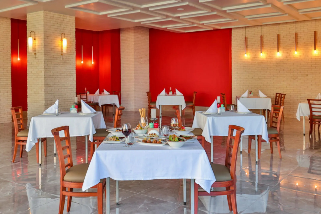 Crystal Centro Pearl Collection - Ultimate All Inclusive