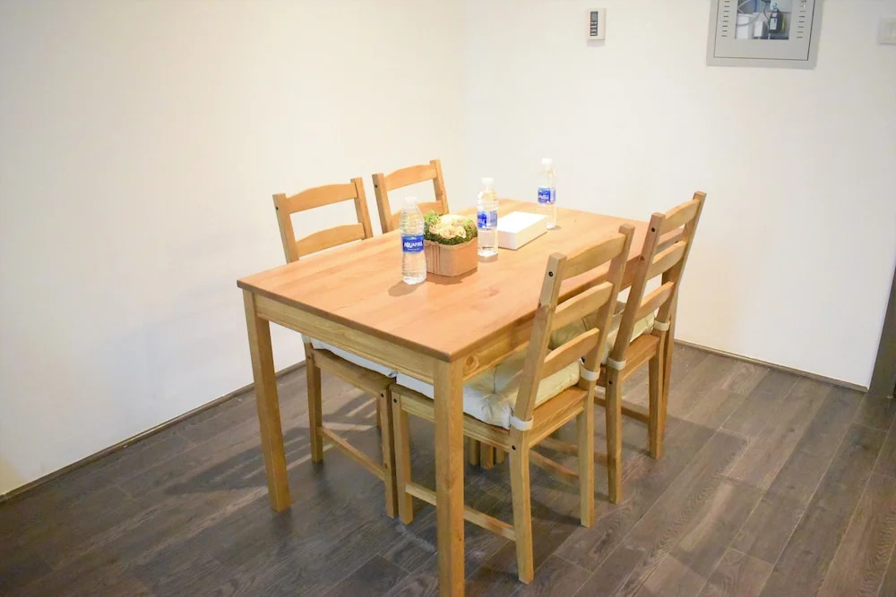 Cozy 1 Bedroom In J8 Al Safouh