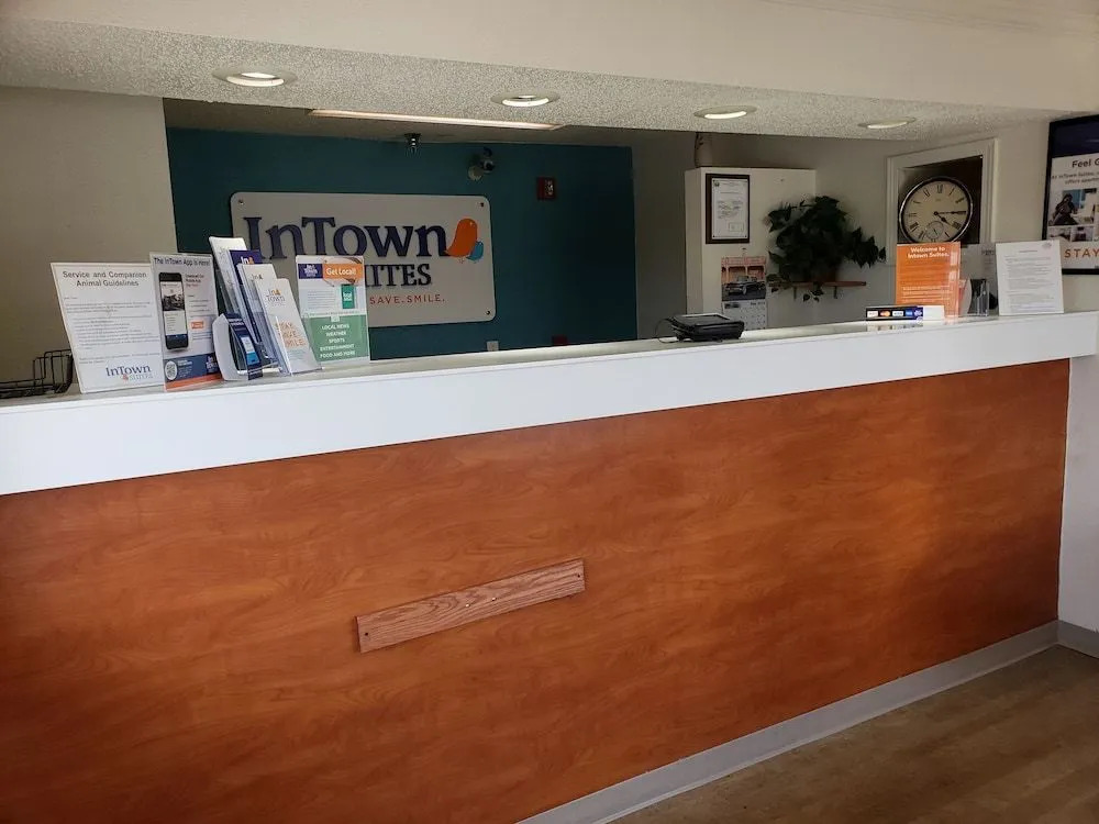 InTown Suites Extended Stay Atlanta GA - Cumming
