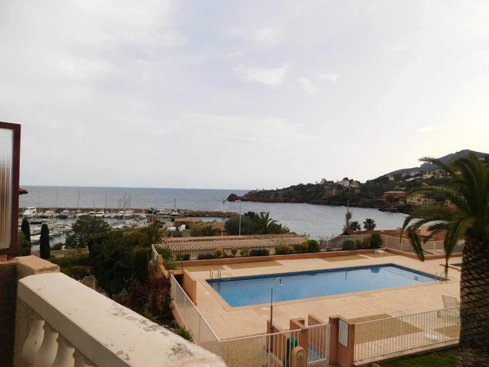 T1 Baie de la méditerranée vue mer