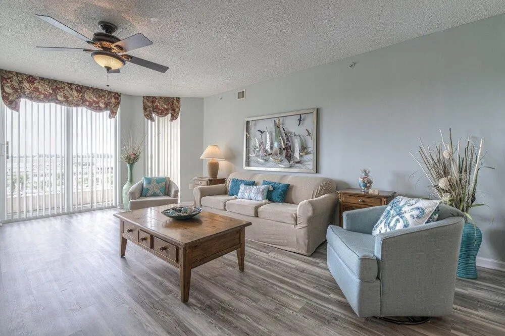 North Tower #407 3 Bedrooms 3 Bathrooms Condo
