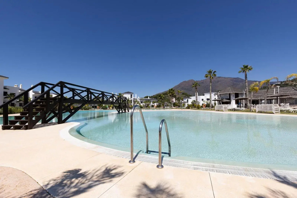 Brand New, Luxurious Ground Floor Apartment in Mirador de Estepona Hills