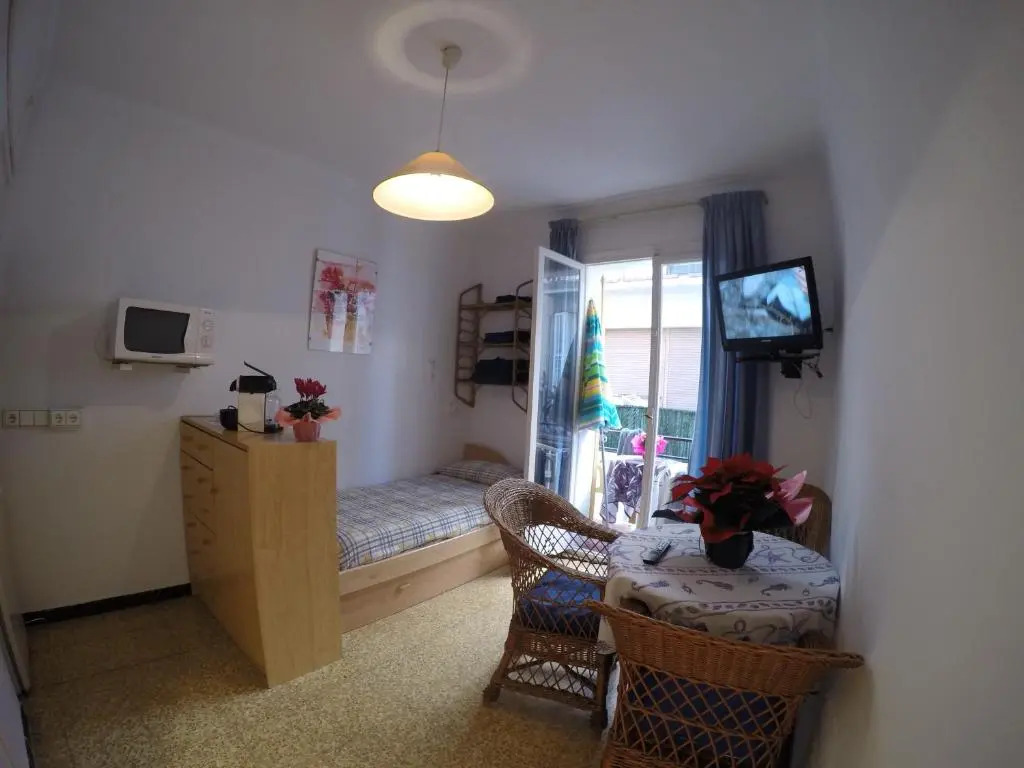 Apartamentos Montserrat