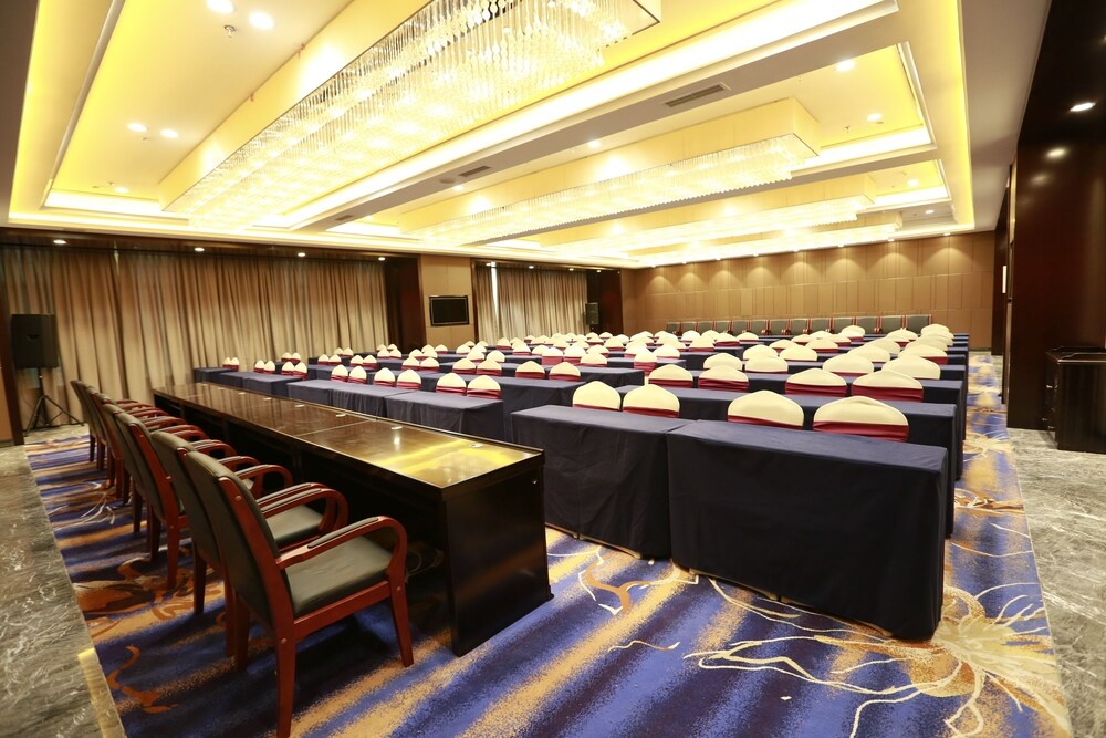 Tianyue Minshan Hotel