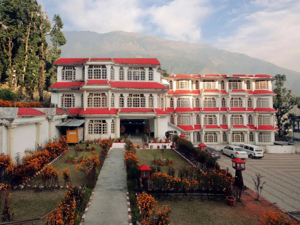Royal Palace Resort