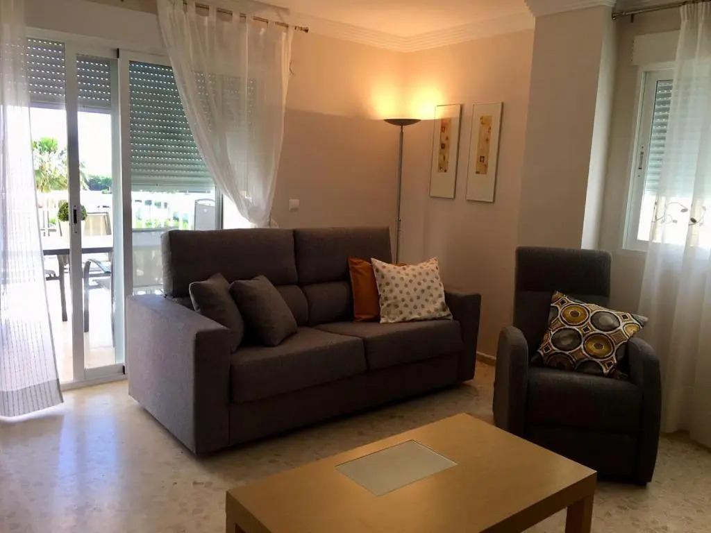 Apartamento Con Terraza, Vistas Al Mar Y Piscina