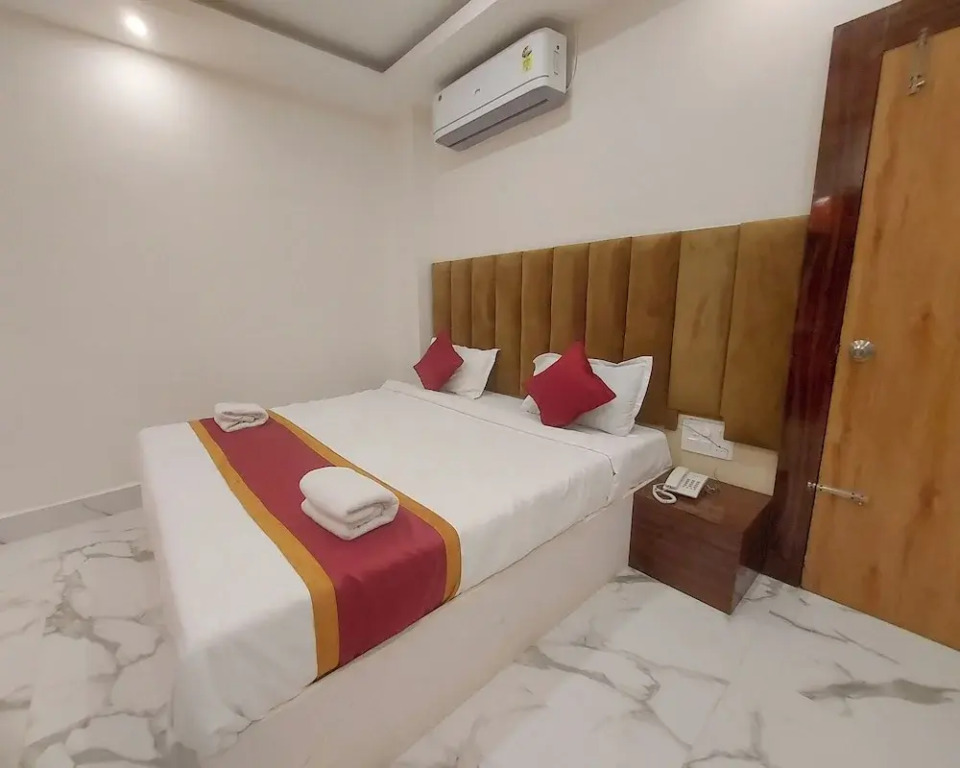 Hotel MJR - Free Pickup and Drop Temple, Sea Beach & Puri Railway Station