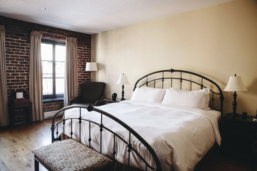 Auberge du Vieux Port by Gray Collection