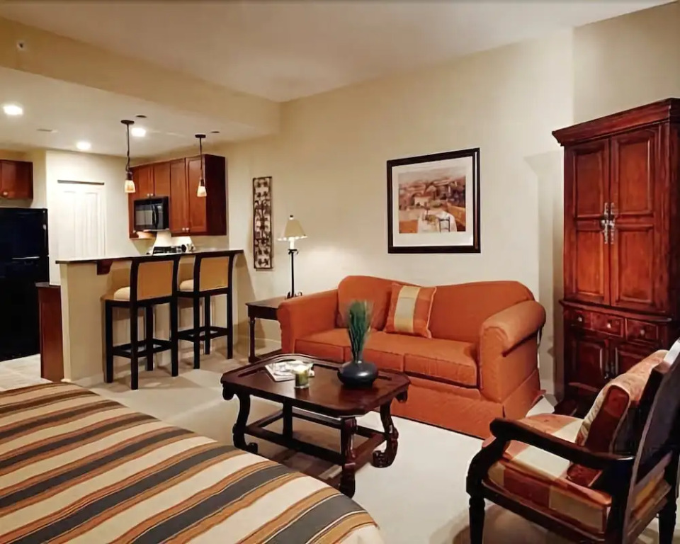 Laterra Condominium