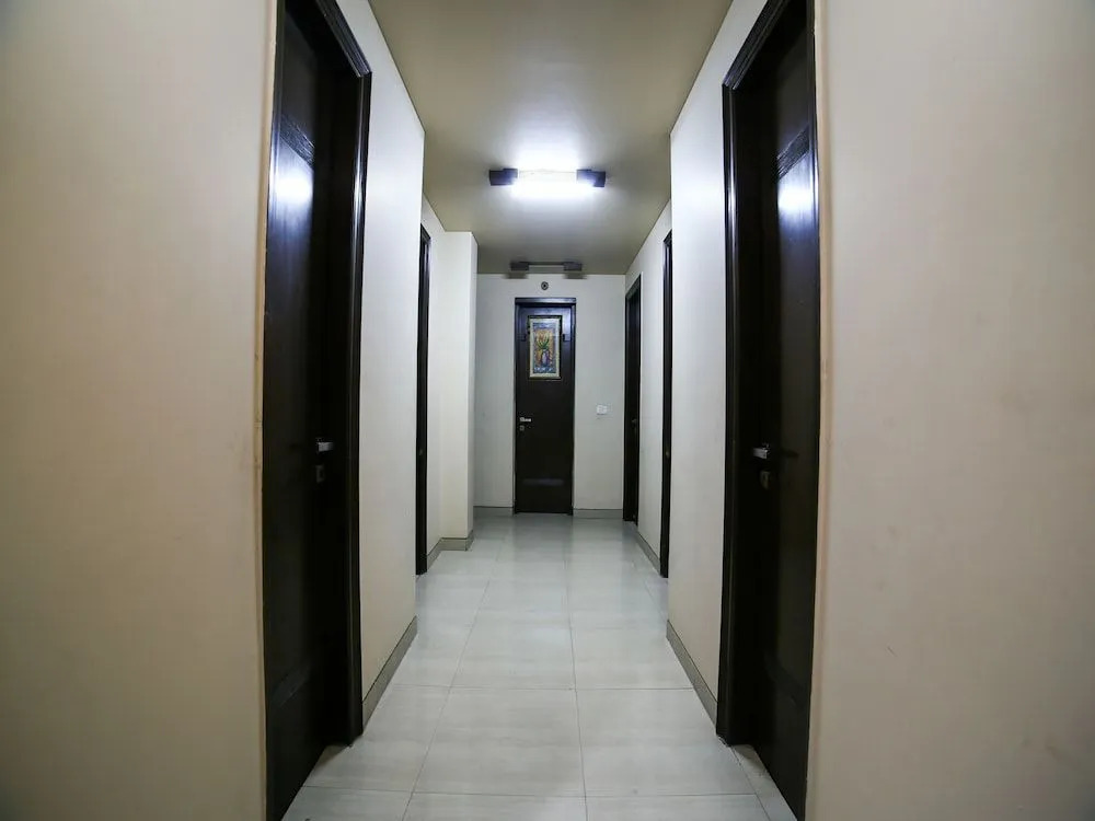 Capital O 928 Villa@43