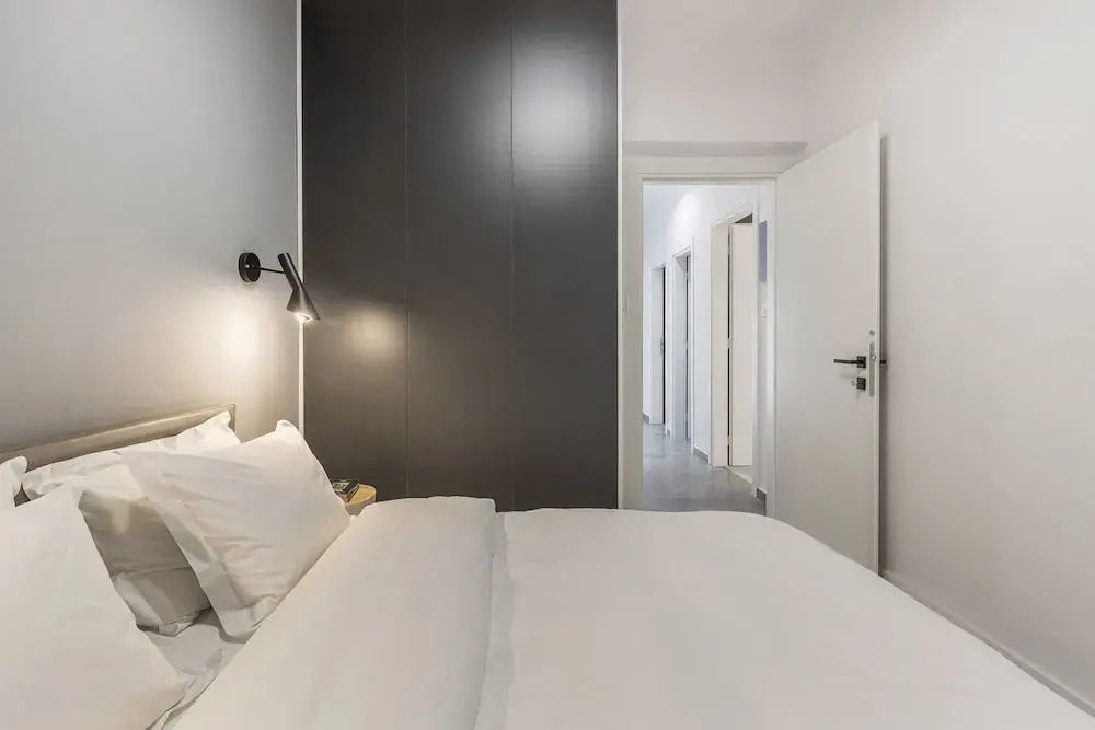 Winsome City Apartment