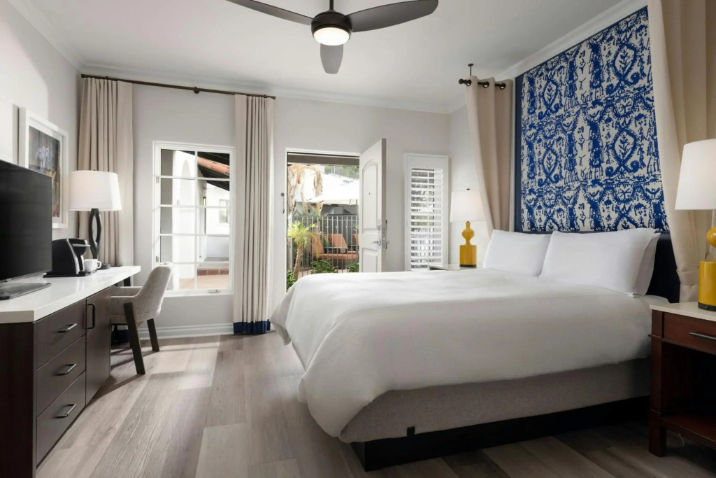 Triada Palm Springs, Autograph Collection