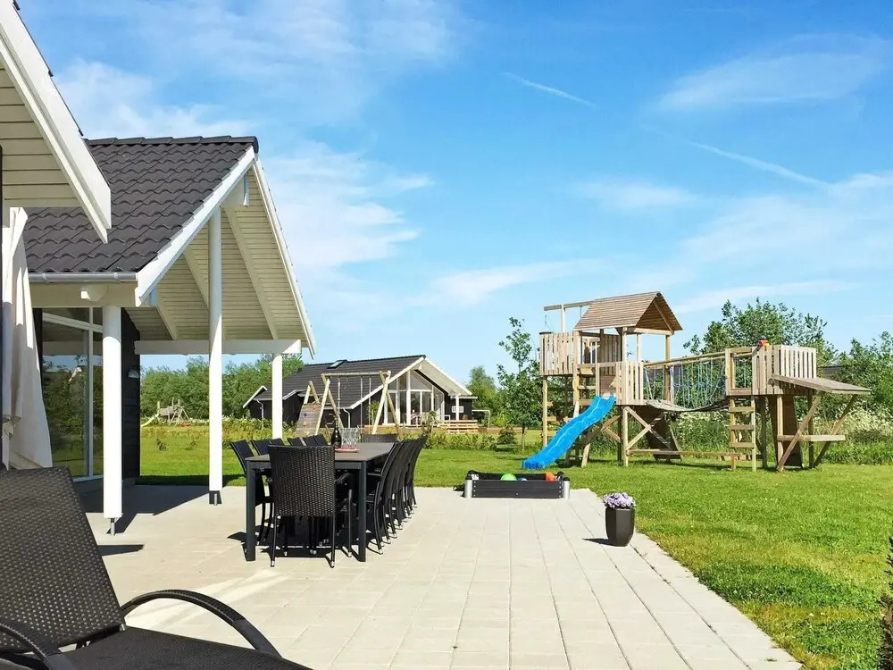 Pleasant Holiday Home in Vaggerlose near Sea
