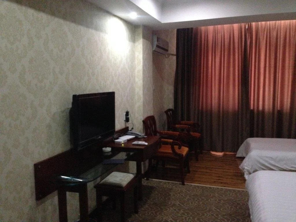 Urumqi Xindonghui Hotel