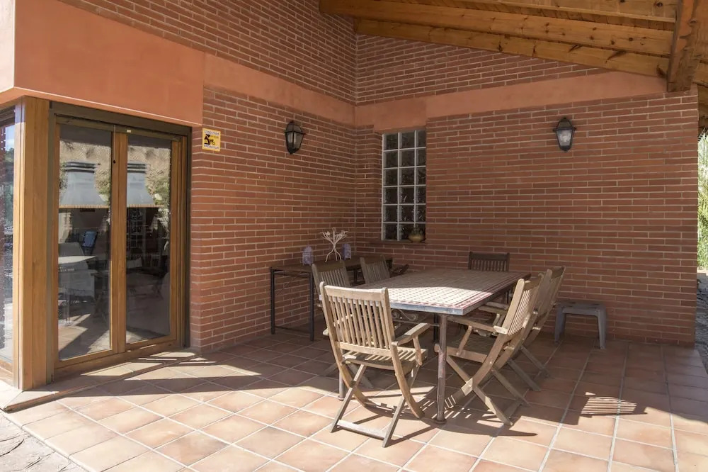 Villa Lola