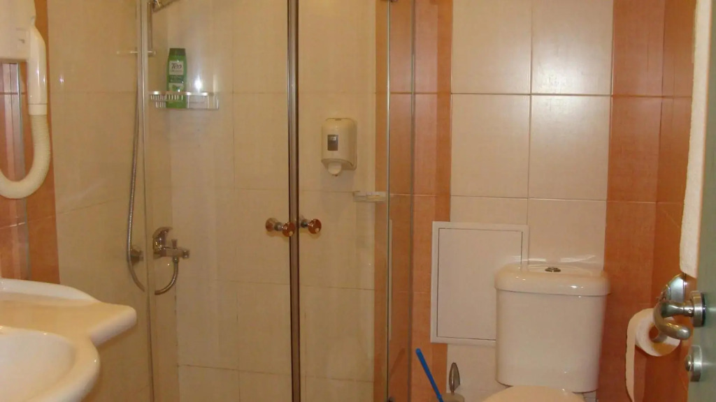 Berlin Golden Beach Hotel