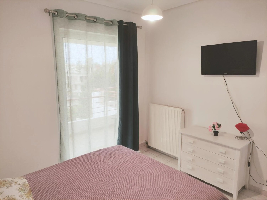 Summer Breeze Apartment in Kalamata
