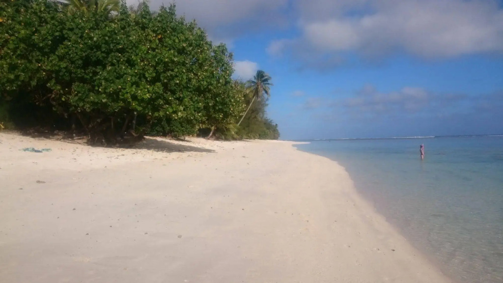 Aroa Beachside Resort