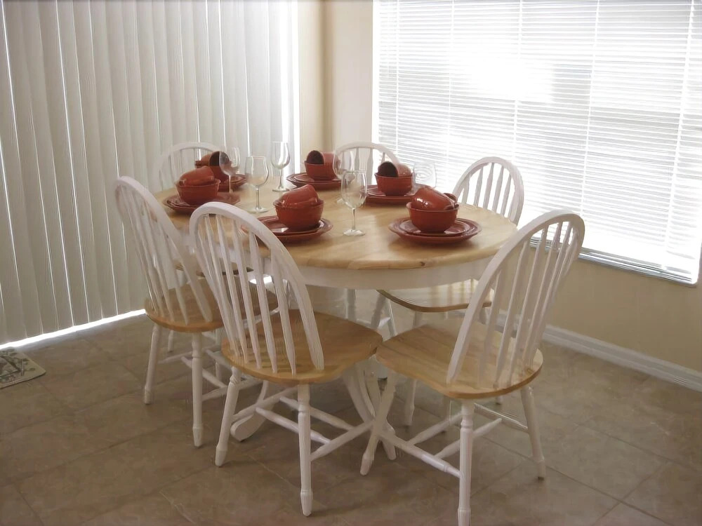 Southern Beauty With Private Pool 3 Bedroom Home