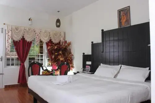 Hotel 7's TM