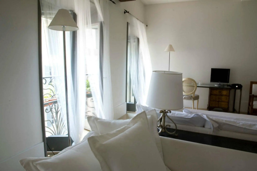 Milano Suites