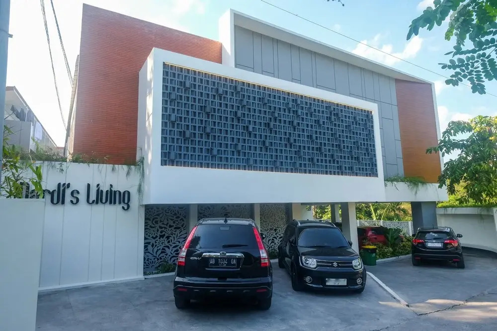 Urbanview Hotel Nardis Living near UMY
