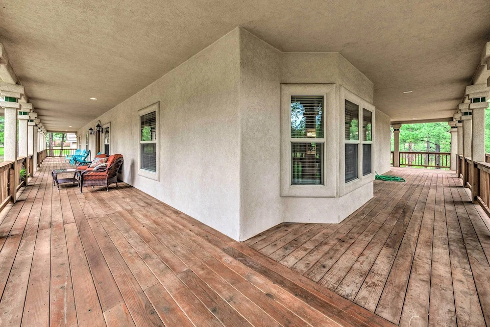 Spacious Ruidoso Retreat on 6 Gated Acres!