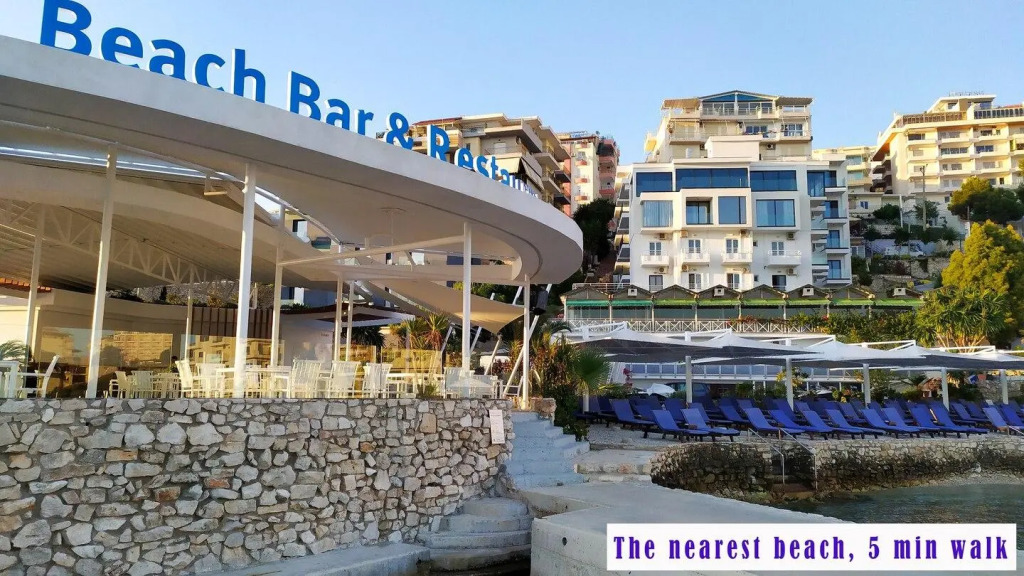 Deep Blue Sea View Apartments