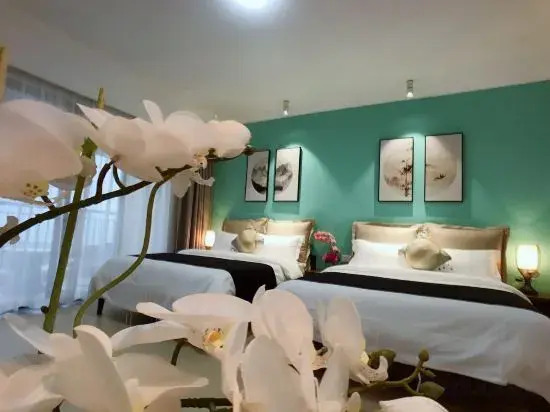 Qingshu Holiday Villa Hotel (Yangjiang Poly Yintan Store)