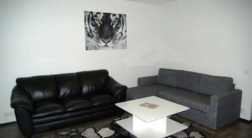 Repotie Apartment